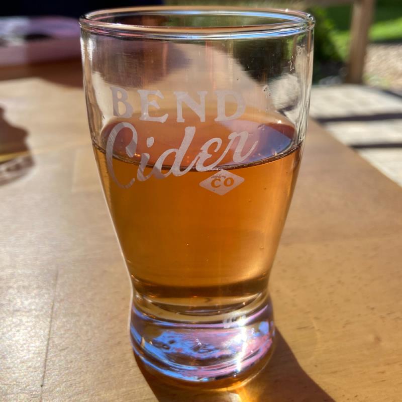 picture of Bend Cider Co. Ancho Blackberry submitted by Tinaczaban