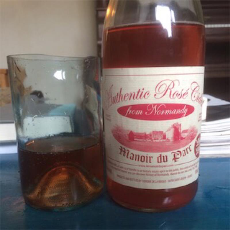 picture of Manoir du Parc Authentic Rosé Cider submitted by NED