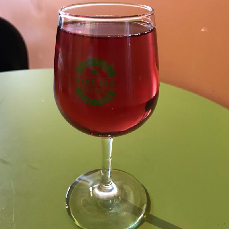 picture of Nine Pin Ciderworks Blueberry Thyme submitted by noses