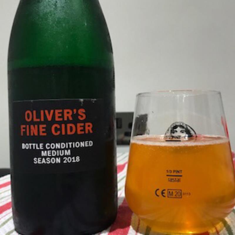 picture of Oliver's Cider and Perry Bottle Conditioned Medium 2018 submitted by Judge