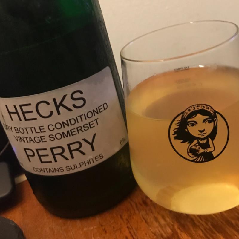 picture of Hecks Bottle Conditioned Perry Dry submitted by Judge