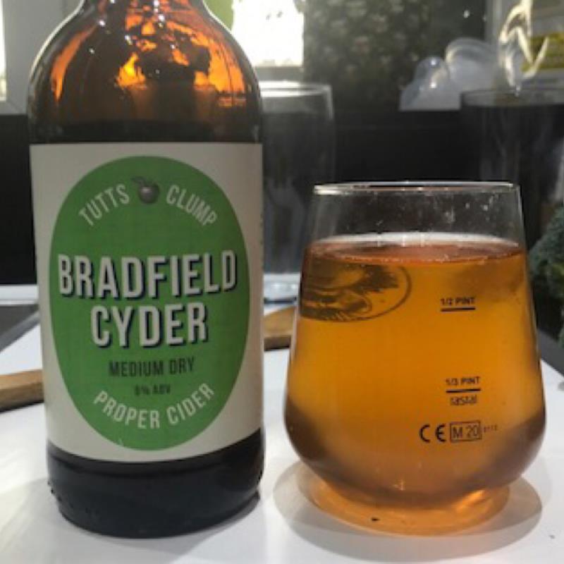 picture of Tutts Clump Bradfield Cyder submitted by Judge