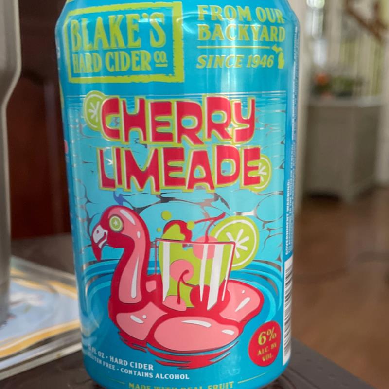 picture of Blake's Hard Cider Co. Cherry Limeade submitted by Abcdwilson