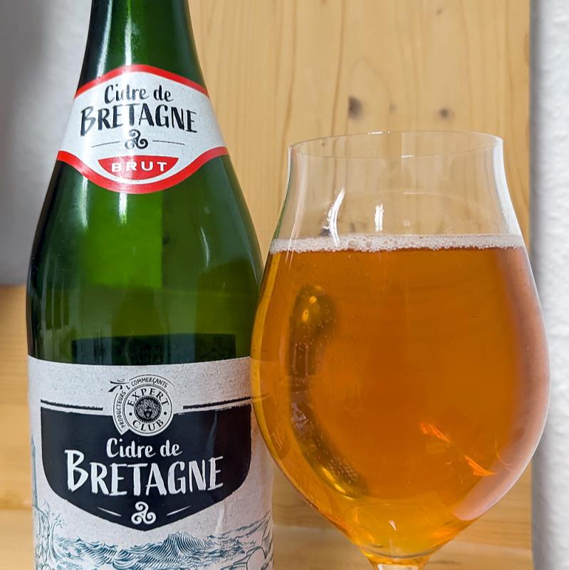 picture of Les Celliers Associes Cidre de Bretagne Brut submitted by ThomasM