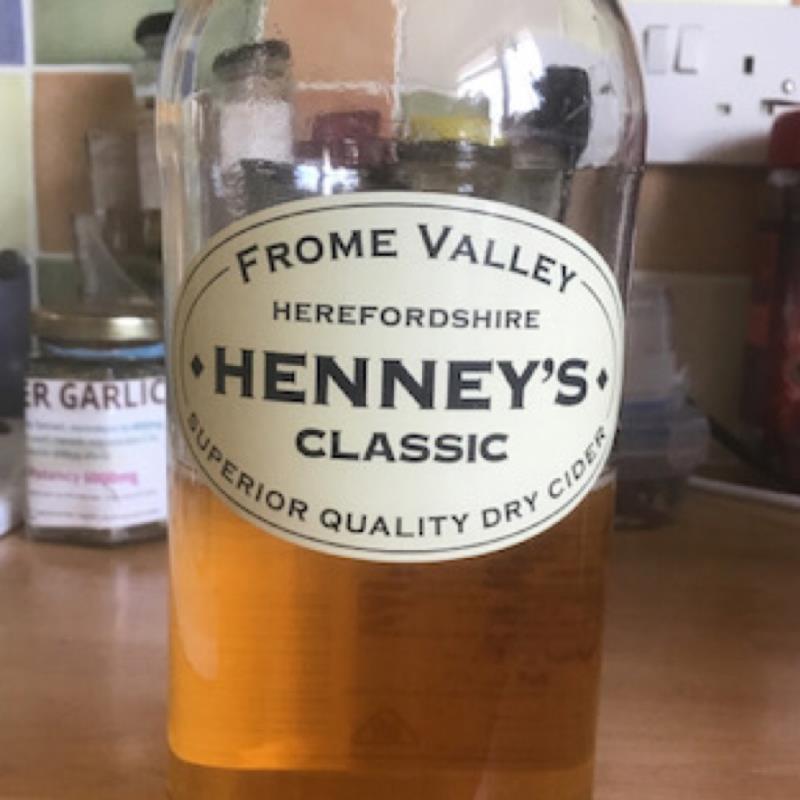 picture of Henney's Cider Company Classic submitted by pubgypsy
