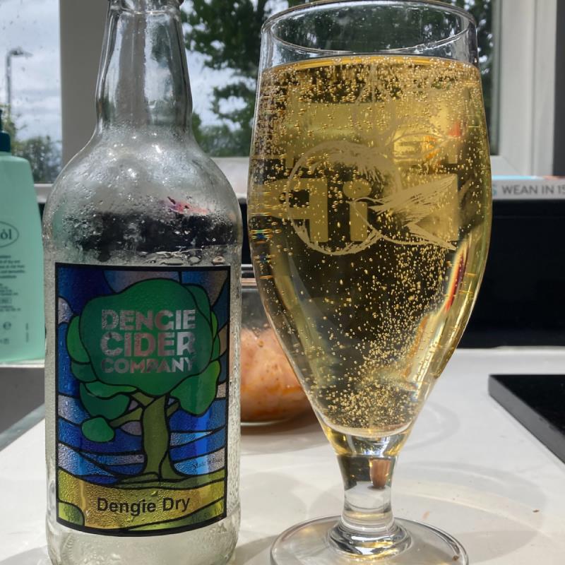 picture of Dengie Cider Company Dengie Dry submitted by Judge