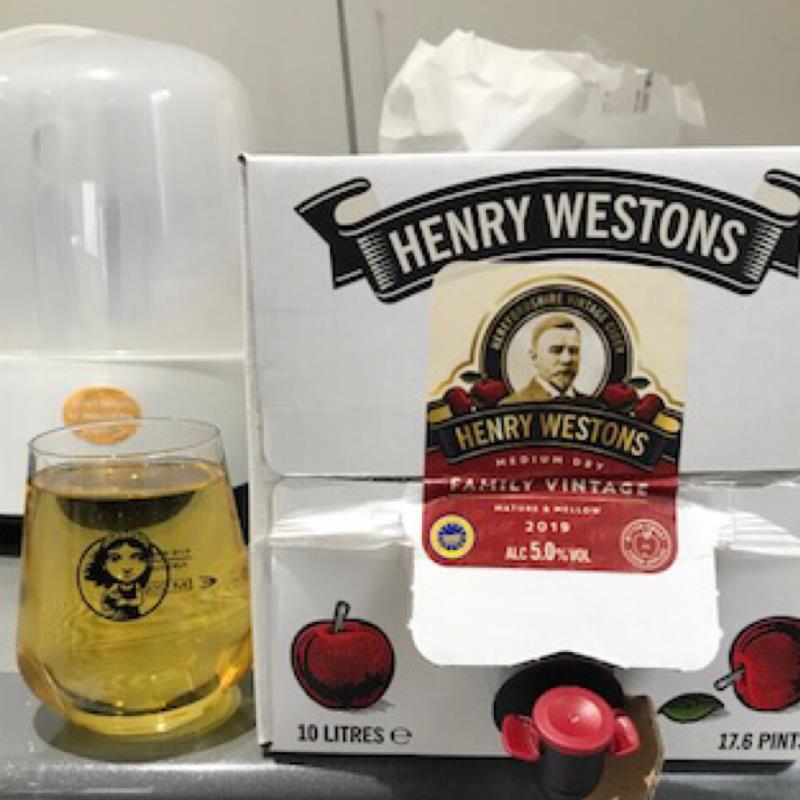 picture of Westons Cider Family Vintage 2019 submitted by Judge