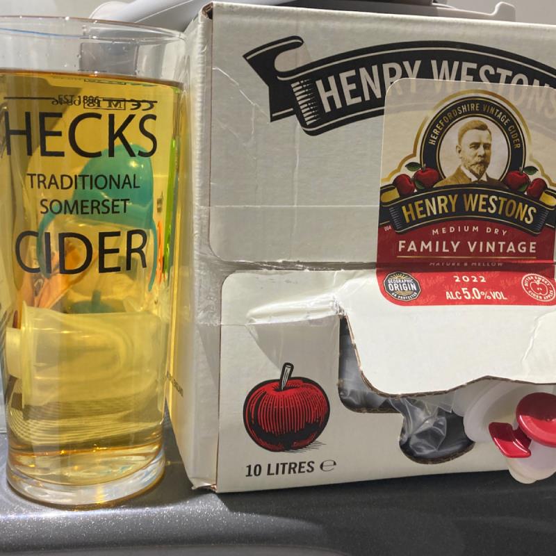 picture of Westons Cider Family Vintage 2022 submitted by Judge