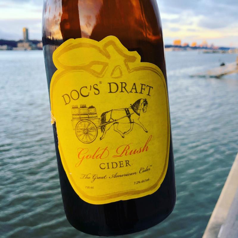 picture of Doc's Draft Hard Cider Gold Rush submitted by Cideristas