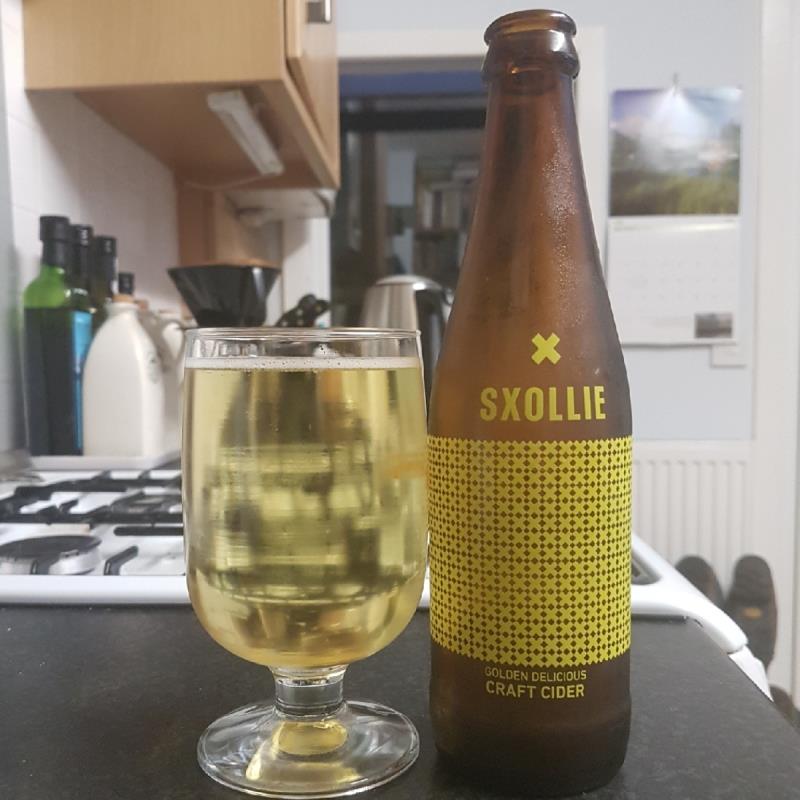 picture of Sxollie Golden Delicious submitted by BushWalker