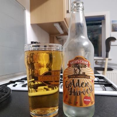 picture of Rich's Cider Golden Harvest Medium submitted by BushWalker