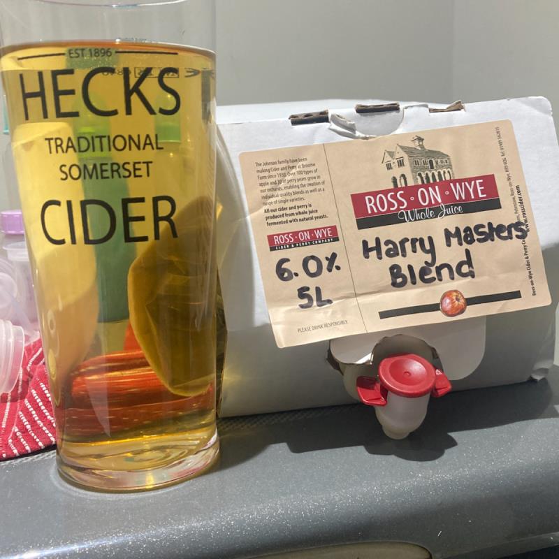 picture of Ross-on-Wye Cider & Perry Co Harry Masters Blend 2022 submitted by Judge
