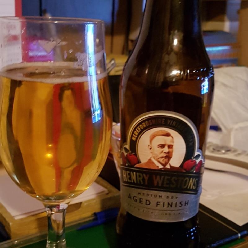 picture of Westons Cider Henry Weston's 2018 Medium Dry submitted by berty30