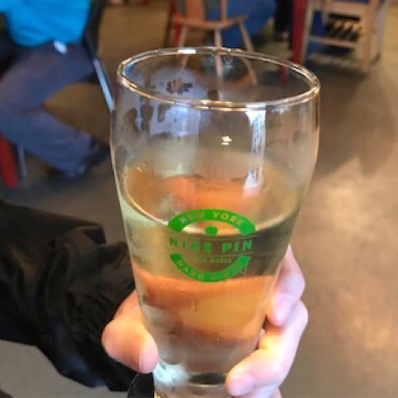picture of Nine Pin Ciderworks Honey Honeycrisp submitted by noses