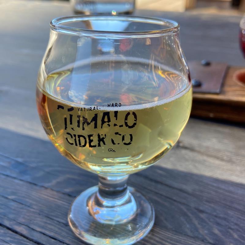picture of Tumalo Cider Co. Peach submitted by Tinaczaban