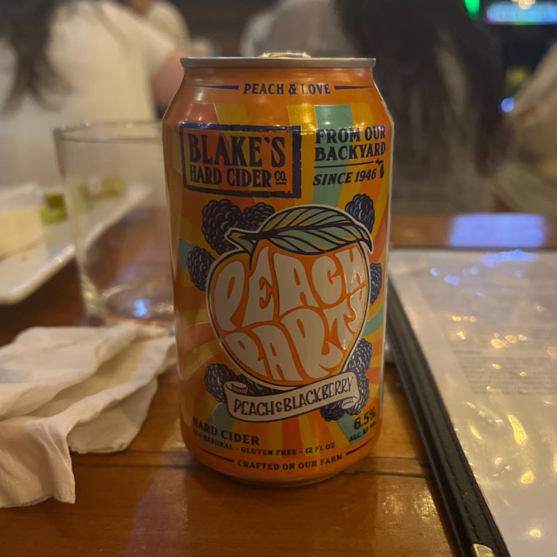 picture of Blake's Hard Cider Co. Peach party submitted by Dojoren