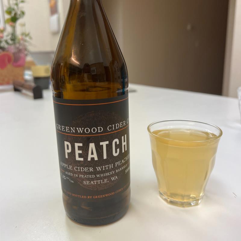 picture of Greenwood Cider Company Peatch submitted by kkablamo