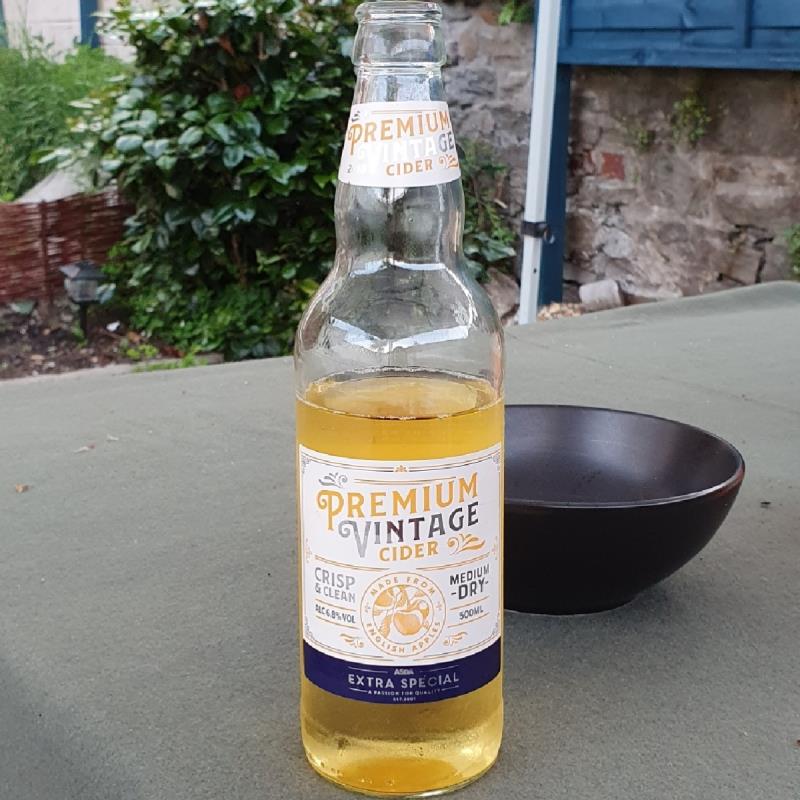 picture of Asda Extra Special Premium Vintage Cider submitted by HarrietteD