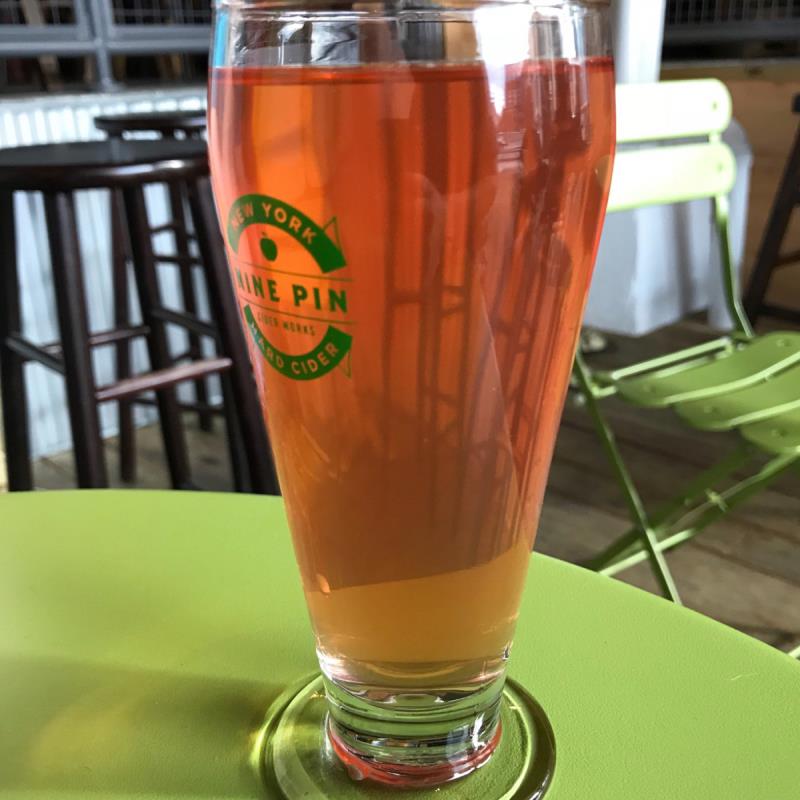 picture of Nine Pin Ciderworks Raspberry Lemonade submitted by noses