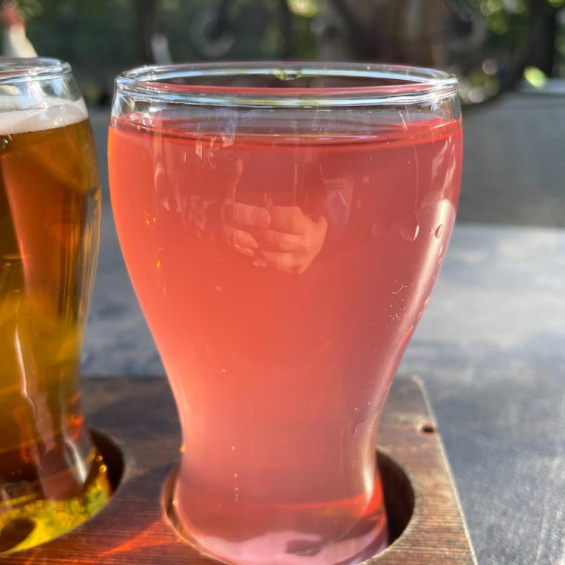 picture of Dead Horse Cider Co. Raspberry Lime Sour submitted by Ngaluschik