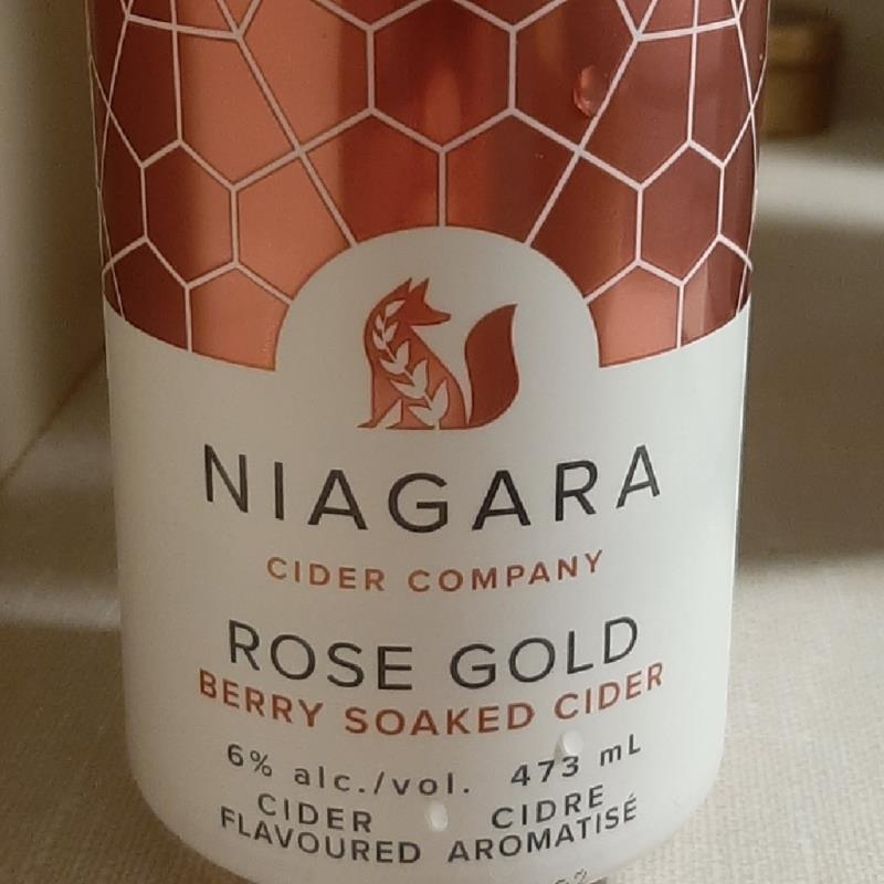 picture of Niagara Cider Company Rose Gold Berry Soaked Cider submitted by missaribel