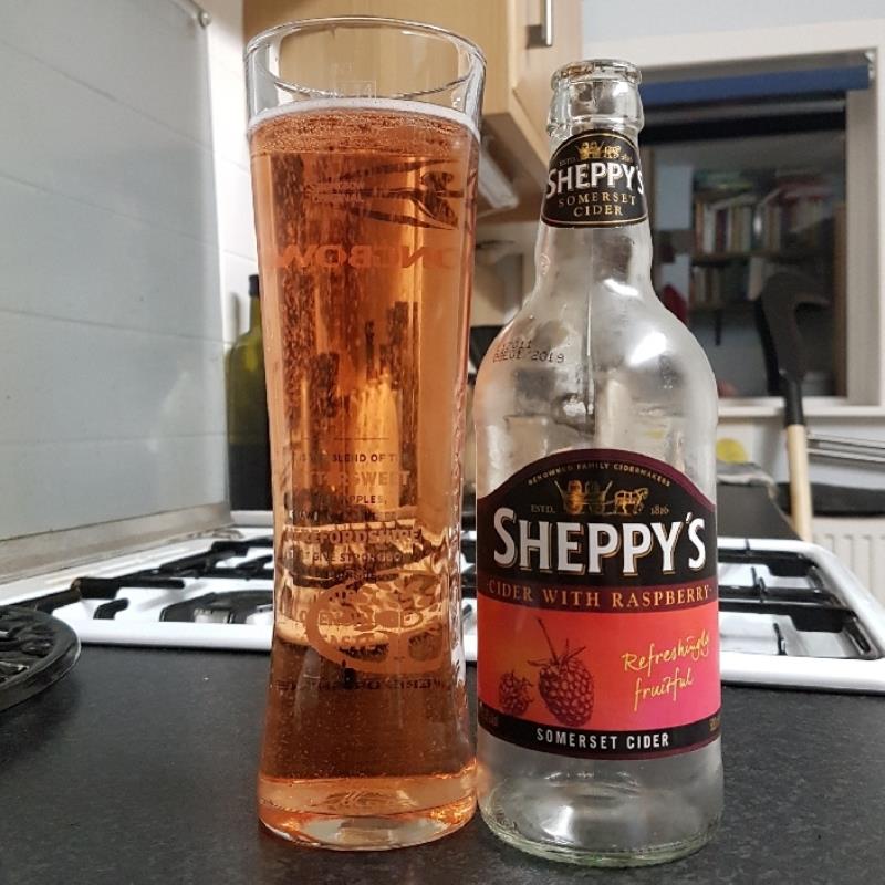 picture of Sheppy's Somerset Cider With Raspberry submitted by BushWalker