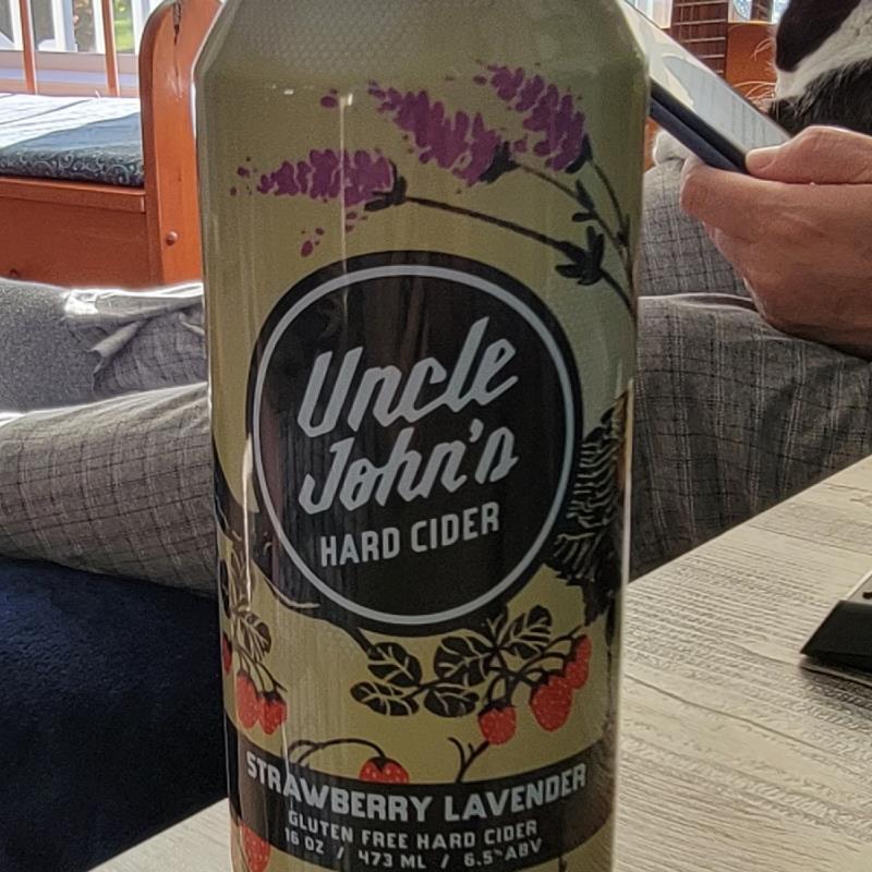 picture of Uncle John's Hard Cider Strawberry Lavender submitted by Jenipedia