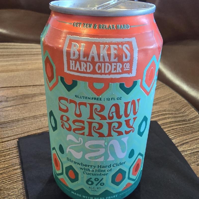 picture of Blake's Hard Cider Co. Strawberry Zen submitted by AimeeW