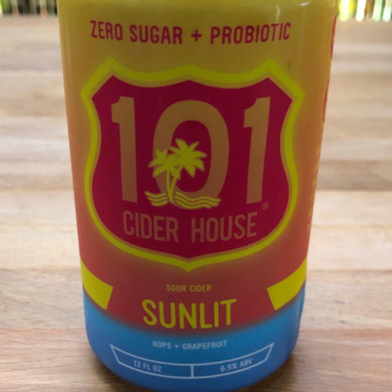 picture of 101 Ciderhouse Sunlit submitted by PricklyCider