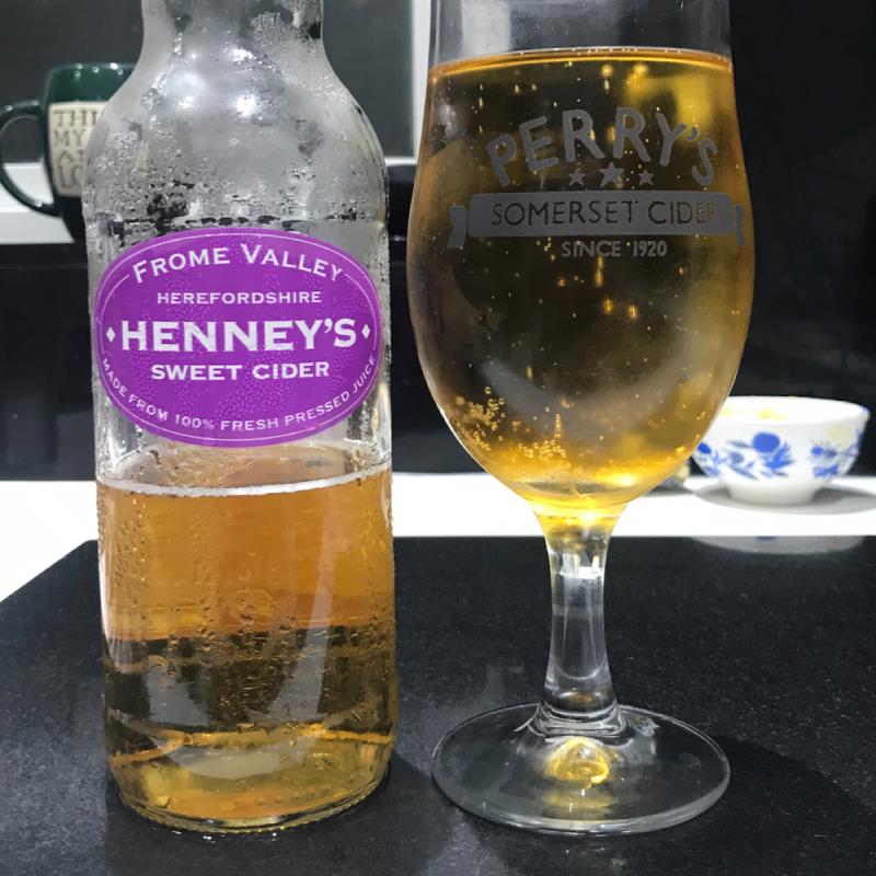 picture of Henney's Cider Company Sweet Cider submitted by Judge