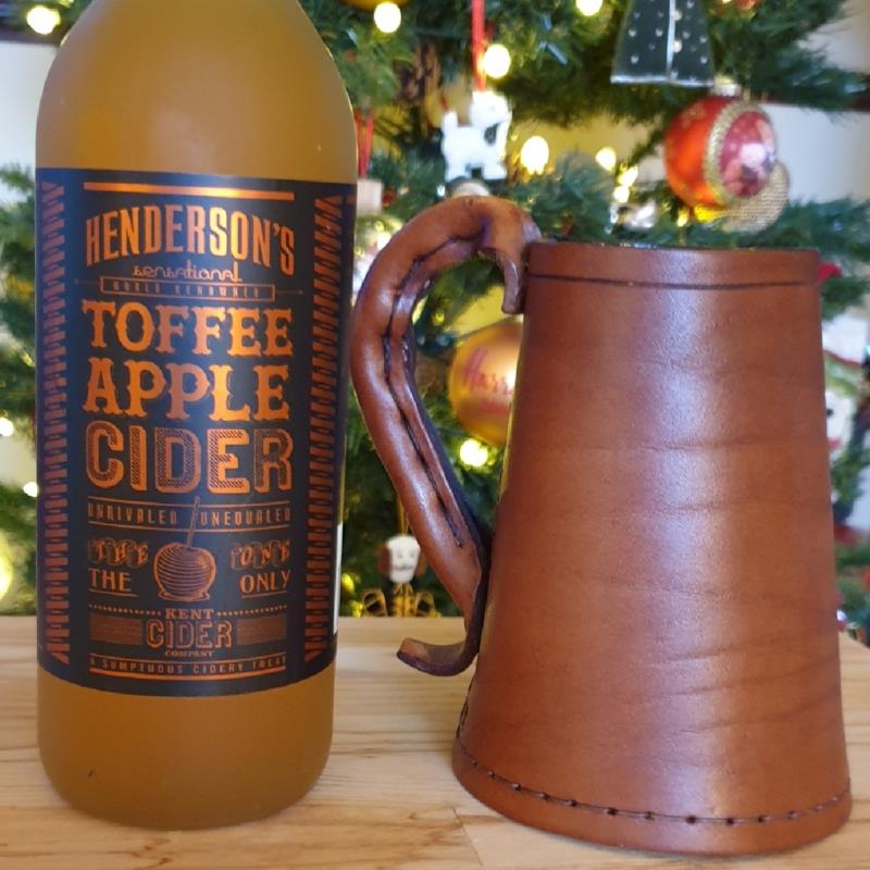 picture of Kent Cider Co Toffee Apple submitted by IanWhitlock