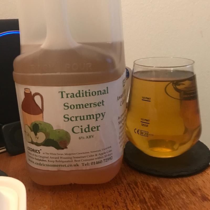 picture of Cedrics Traditional Scrumpy Cider Medium submitted by Judge