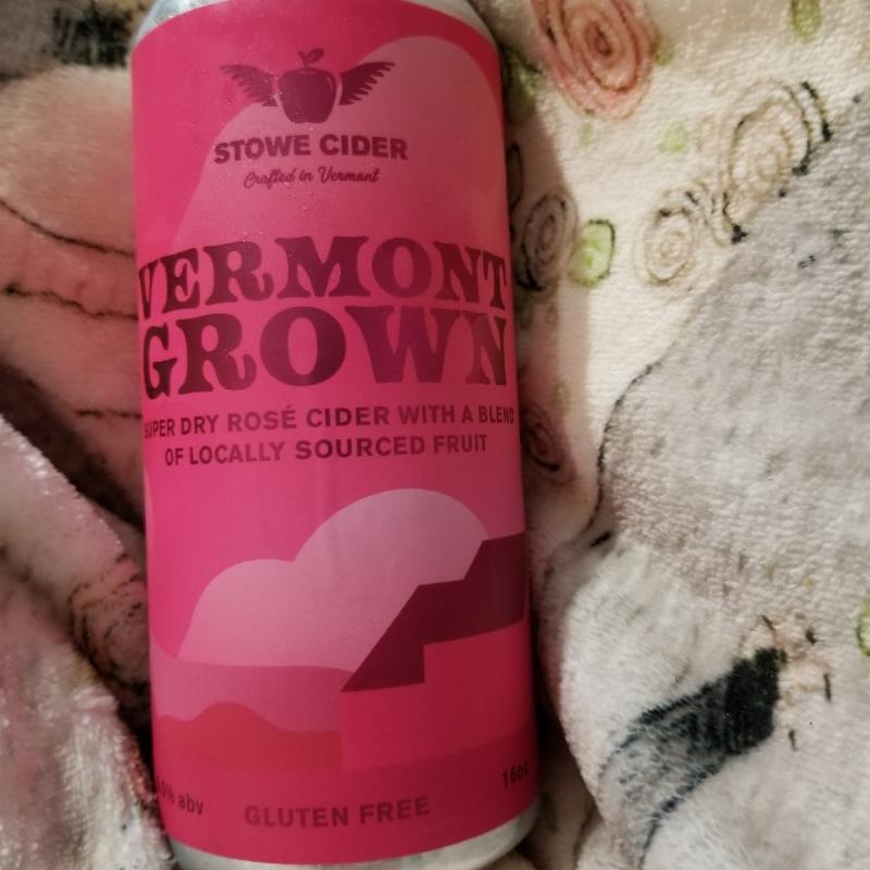 picture of Stowe Cider Vermont Grown: Super Dry Rosé submitted by LucyArsenault