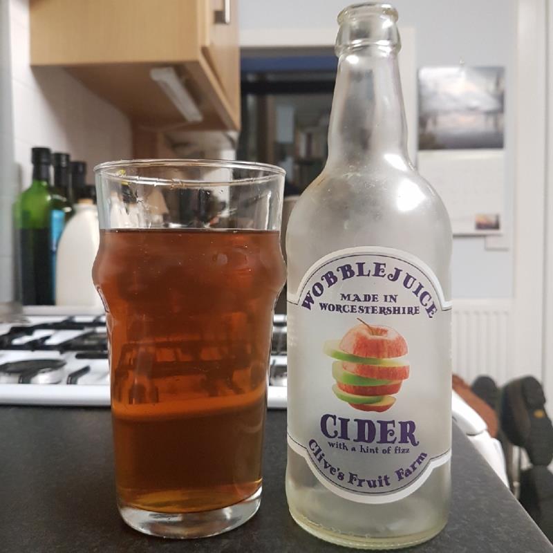 picture of Clive's Fruit Farm Wobblejuice Dry Farmhouse Cider submitted by BushWalker