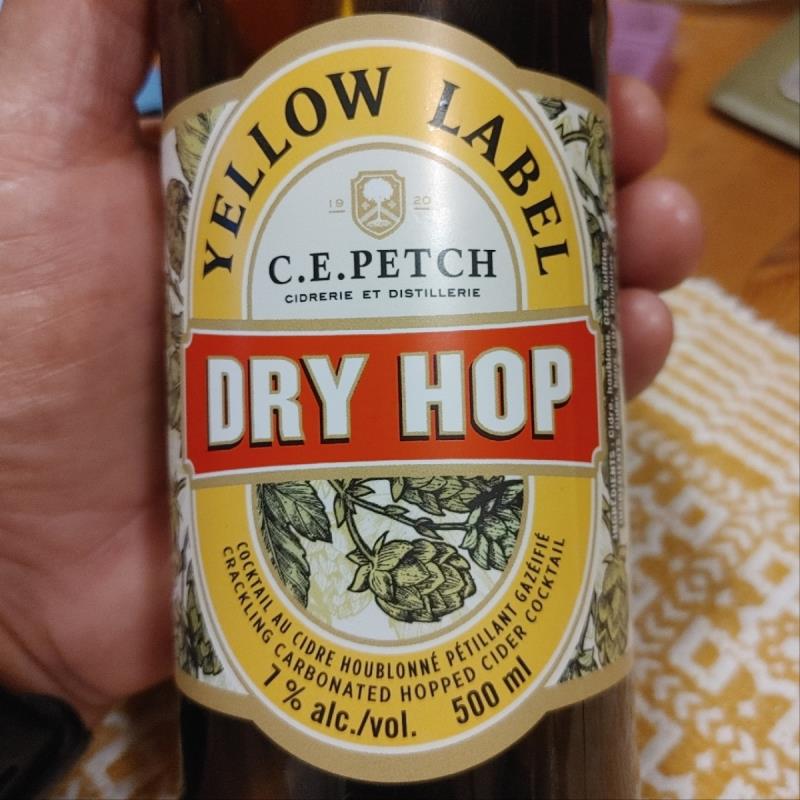 picture of C.E. Petch Yellow Label, Dry Hop submitted by Georges